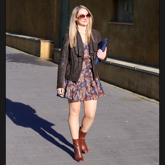 Minkpink Whilla Dress in Navy & Multi - Picture 4 of 5